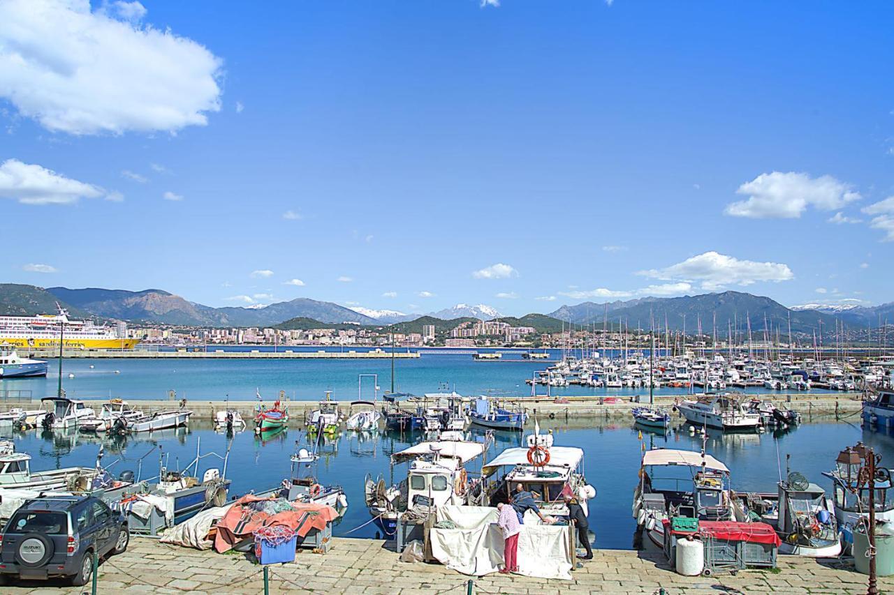 Superb Flat In The Heart Of The Historic Centre Of Ajaccio - Welkeys Apartment Exterior photo